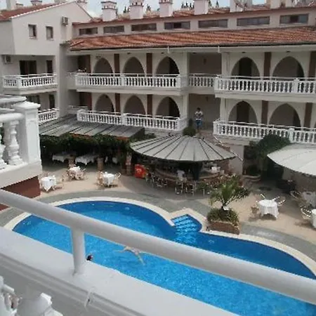 Hotel Kibele & 3*