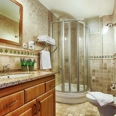 Kibele & Hotel 3*